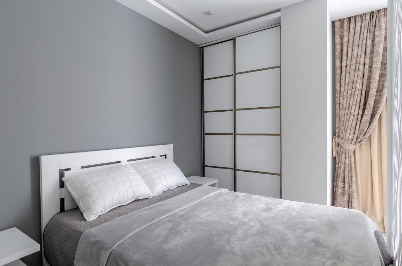 Green Line Apartment Mtsvane Kontskhi Exterior photo