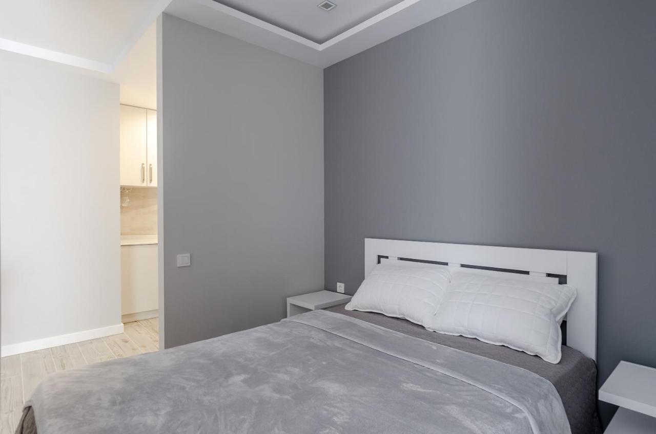 Green Line Apartment Mtsvane Kontskhi Exterior photo