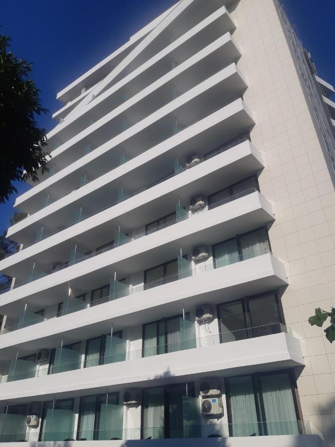 Green Line Apartment Mtsvane Kontskhi Exterior photo