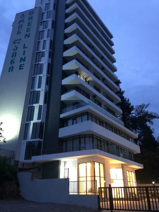 Green Line Apartment Mtsvane Kontskhi Exterior photo