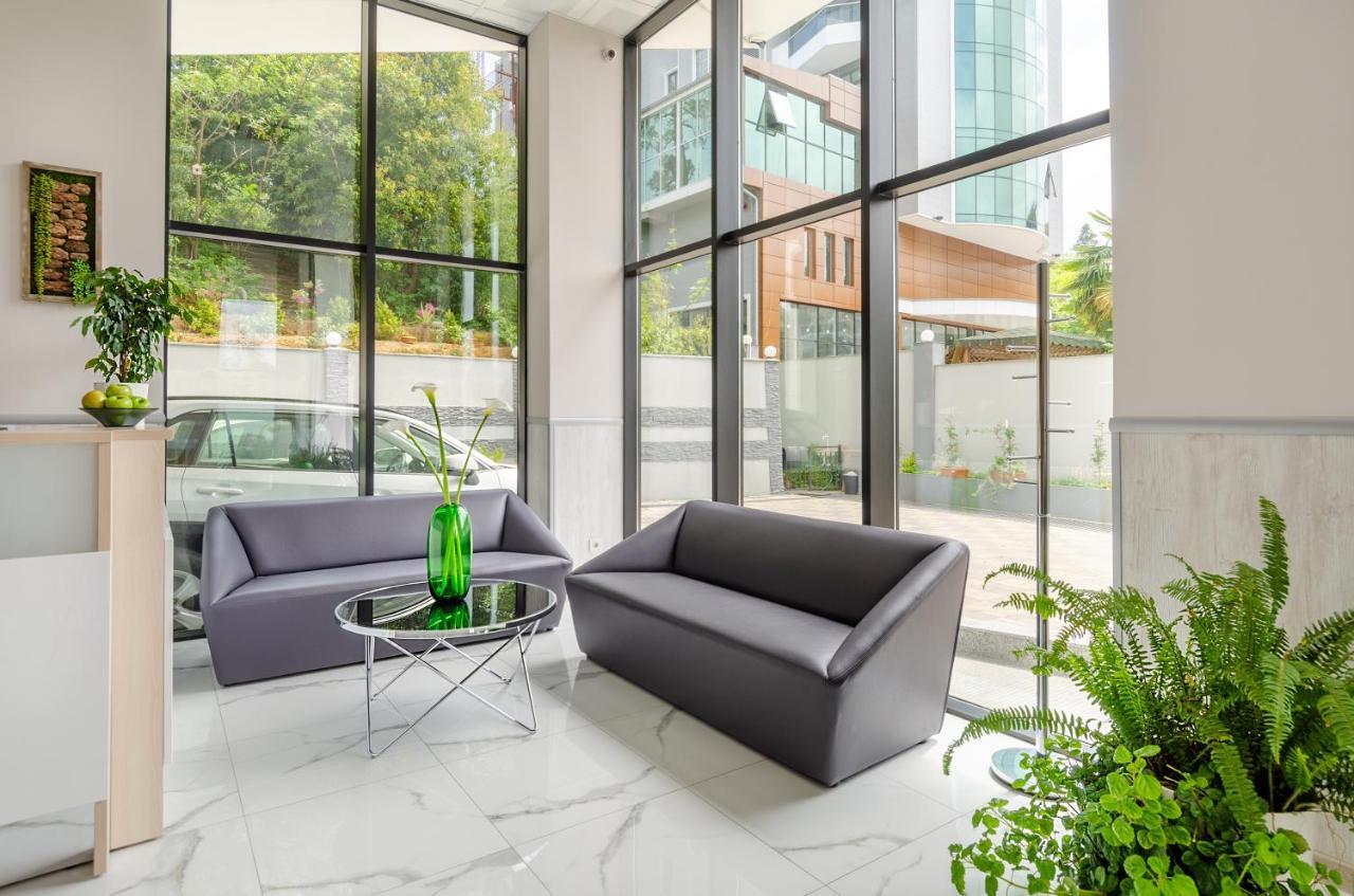 Green Line Apartment Mtsvane Kontskhi Exterior photo